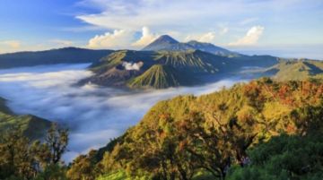 Pleasurable 14 Days Bali to Tour Of Java Tour Package