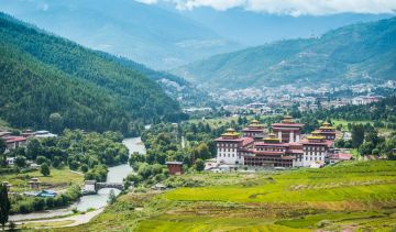 Heart-warming Arrive Paro - Thimphu 2 Nights approx 65kms Tour Package for 7 Days from Paro Hometown