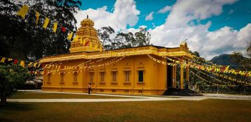 Memorable 4 Days City Transfer Sigiriya To Kandy With Kandy City Tour to Sigiriya Rock Fortress And Cave Temples Private Day Trip Vacation Package