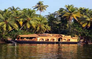 Beautiful 6 Days Cochin to Alleppey Nature Trip Package