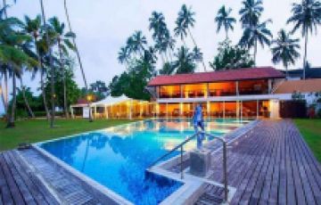 6 Days 5 Nights Bentota to Kandy Holiday Package