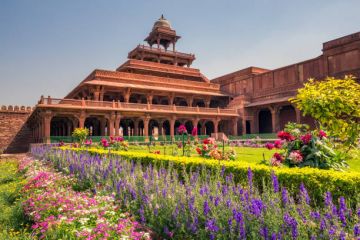 Beautiful 2 Days Agra Tour Package by Mohit Tours And Travels