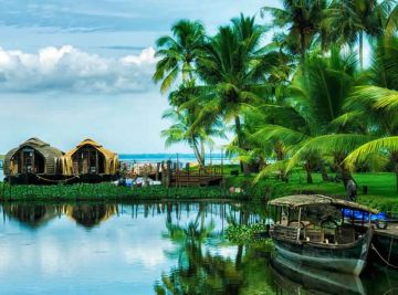 Experience 5 Days Alleppey - Cochin 60kms Approx 01hr 30mins to Munnar - Thekkadey 100kms Approx 03hrs 20mins Vacation Package