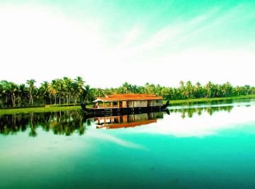 5 Days 4 Nights Alleppey - Cochin 60kms Approx 01hr 30mins to Cochin- Munnar 140kms Approx 04hrs Trip Package