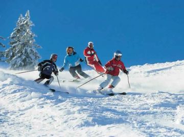 Experience Delhi  Manali Tour Package for 5 Days 4 Nights from Manali  Delhi 570 Kms And 12 Hrs