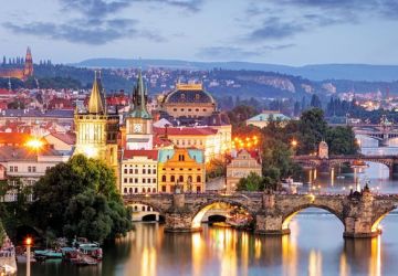 Beautiful 3 Days 2 Nights Prague Local Sightseeing Vacation Package