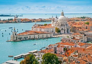 Best 3 Days 2 Nights venice arrival Holiday Package