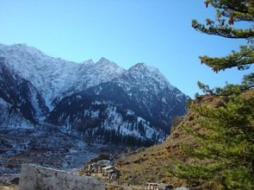 Family Getaway manali Tour Package for 3 Days 2 Nights