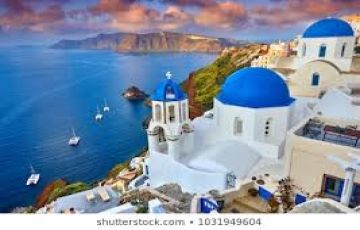 Memorable 4 Days Santorini Holiday Package