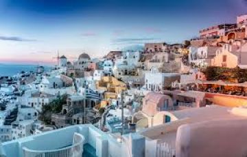 Experience 4 Days Santorini Vacation Package