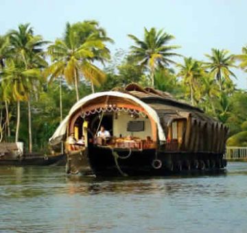 Magical 6 Days Alleppey- Cochin drop to munnar thekkady Tour Package