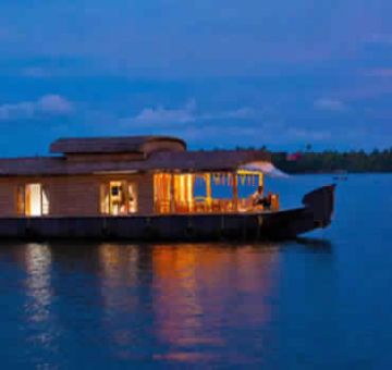 Magical 6 Days Alleppey- Cochin drop to munnar thekkady Tour Package