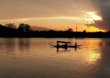 7 Nights 8 Days Srinagar 3 nights  Gulmarg 1 night  Pahalgam 2 nights  Dal Lake 1 night