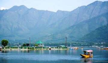 7 Nights 8 Days Srinagar 3 nights  Gulmarg 1 night  Pahalgam 2 nights  Dal Lake 1 night