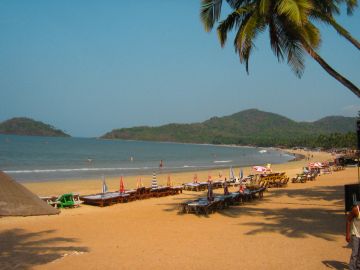 3 Days 2 Nights dudhsagar waterfalls and checkout  drop to railway station to arrive at goa Holiday Package