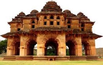 4 Days 3 Nights Hampi Tour Package