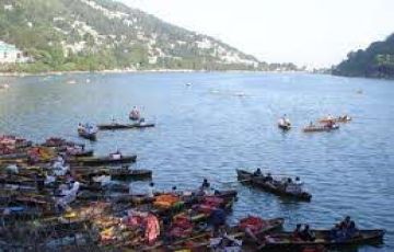 Memorable 4 Days Delhi to nainital Vacation Package