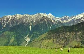 Family Getaway 3 Days 2 Nights dharamshala Honeymoon Vacation Package