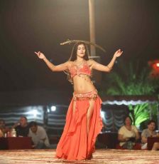 Best 4 Days dubai desert safari with dinner Holiday Package