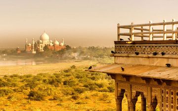 Beautiful 4 Days 3 Nights delhi Luxury Holiday Package
