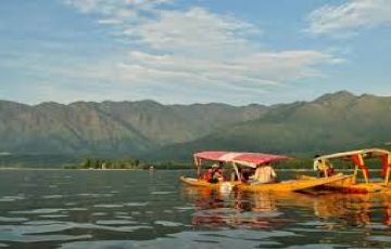 Family Getaway 5 Days Srinagar to pahalgam Vacation Package