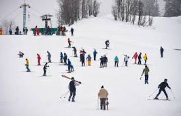 4 Days 3 Nights srinagar, gulmarg and pahalgam Friends Vacation Package