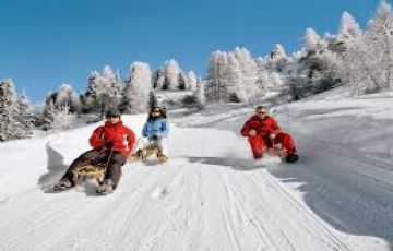 4 Days 3 Nights srinagar, gulmarg and pahalgam Friends Vacation Package