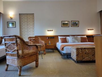 Memorable Pench Tour Package from Nagpur