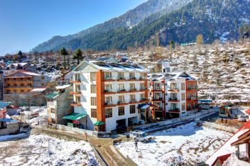 Beautiful 4 Days manali Family Vacation Package