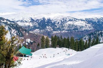 Memorable 4 Days Delhi to manali Holiday Package