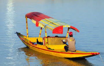 5 Days 4 Nights srinagar to gulmarg Friends Vacation Package