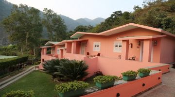 Experience 3 Days 2 Nights jim corbett Family Trip Package