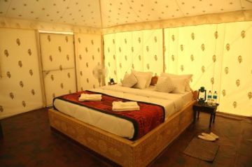 Heart-warming 2 Days 1 Night jaisalmer Holiday Package Heart-warming 2 Days 1 Night jaisalmer Holiday Package