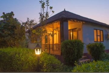 Ecstatic 3 Days 2 Nights Jim Corbett and Delhi Tour Package