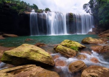 Amazing 5 Days 4 Nights shillong Tour Package