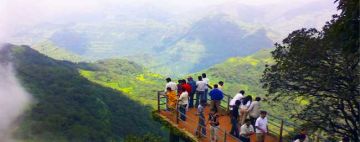 4 Days mahabaleshwar, lonavala and mumbai Luxury Trip Package
