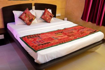 Heart-warming 3 Days 2 Nights jaisalmer Trip Package