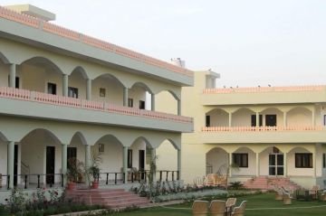 Beautiful ranthambore Nature Tour Package for 3 Days 2 Nights