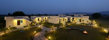 Best ranthambore Weekend Getaways Tour Package for 3 Days 2 Nights