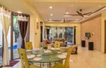 Family Getaway 5 Days 4 Nights Dubai Tour Package by Rudra World Travel A Unit Of Rudra World Enterprises