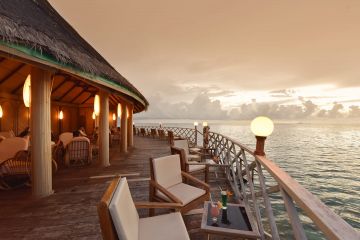 Best 5 Days 4 Nights maldives Friends Vacation Package