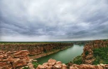 Family Getaway 3 Days 2 Nights mumbai Beach Holiday Package