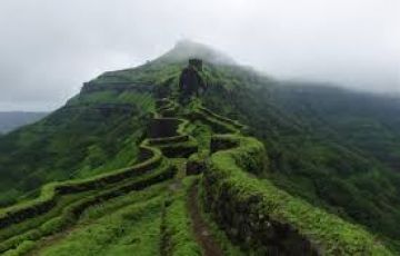 5 Days 4 Nights mumbai to khandala Friends Trip Package