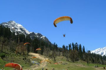 5 Days 4 Nights Manali Tour Package by Swaraj Holidays