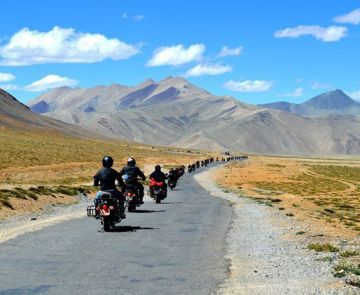 5 Days 4 Nights Manali Tour Package by Swaraj Holidays