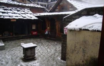 5 Days 4 Nights Manali Tour Package by Swaraj Holidays