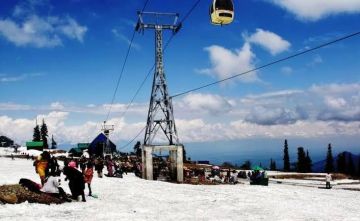 5 Days 4 Nights Manali Tour Package by Swaraj Holidays