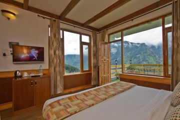 5 Days 4 Nights Manali Tour Package by Swaraj Holidays