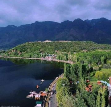 Experience house boat Tour Package for 3 Days