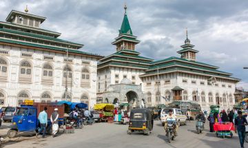 4 Days srinagar with sonmarg gulmarg srinagar Friends Tour Package